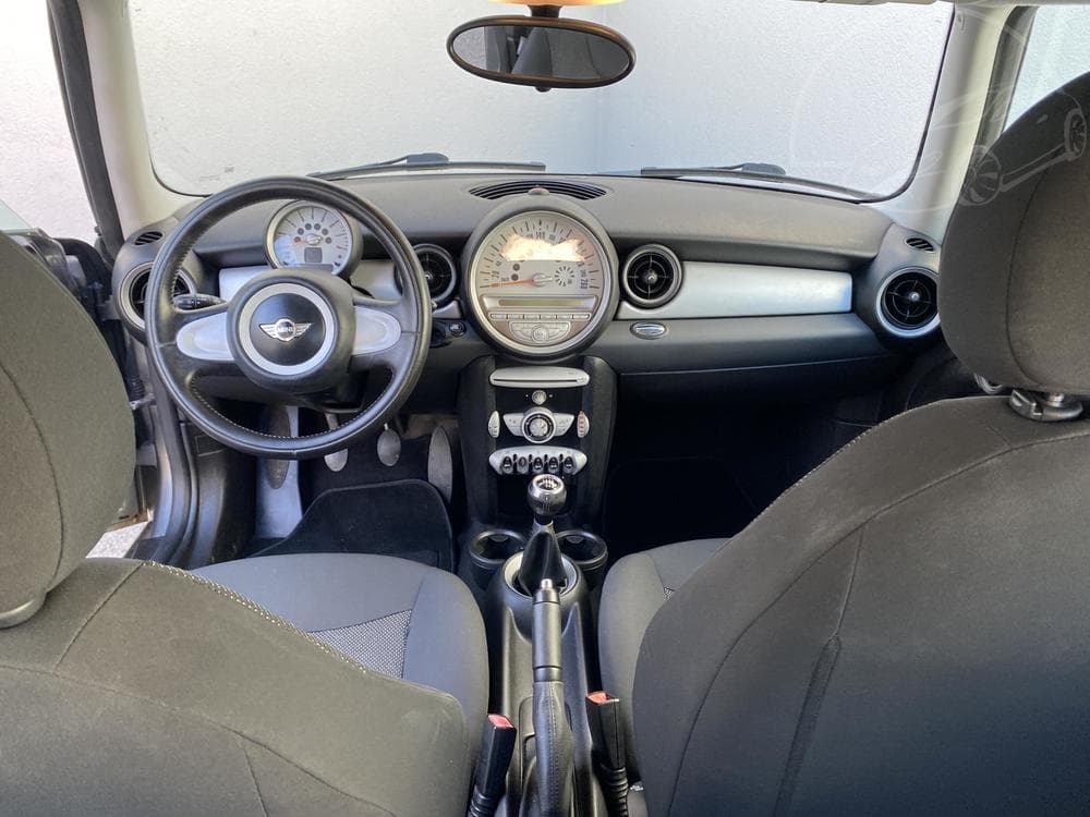2010 Mini COOPER - 8