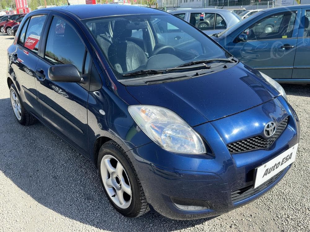 2009 Toyota YARIS