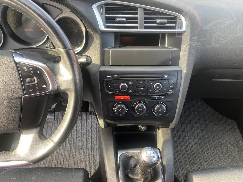 2012 Citroen C4 - 14