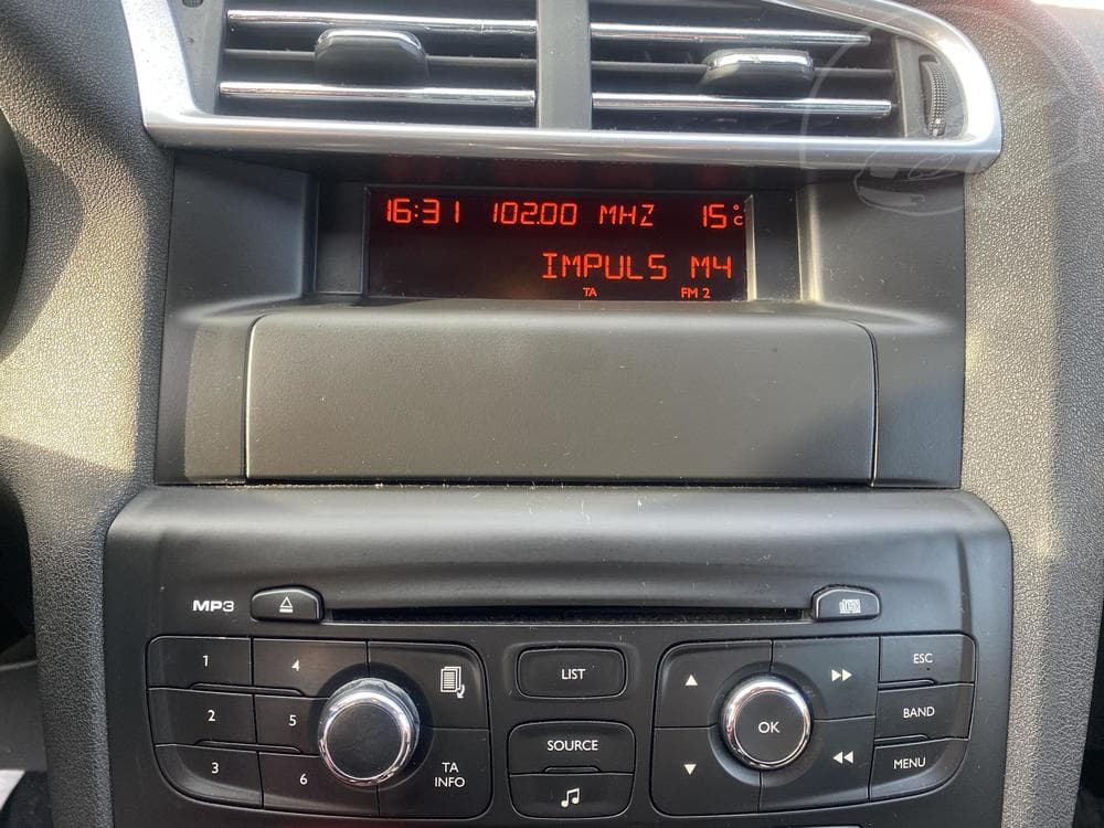 2012 Citroen C4 - 15