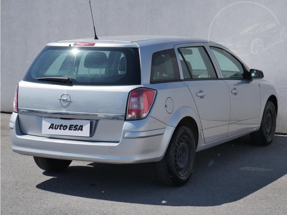 2011 Opel ASTRA - 7