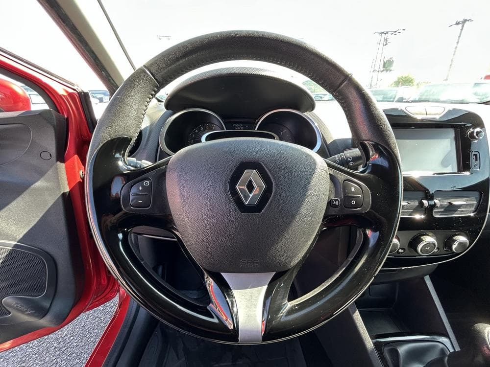 2016 Renault CLIO - 12