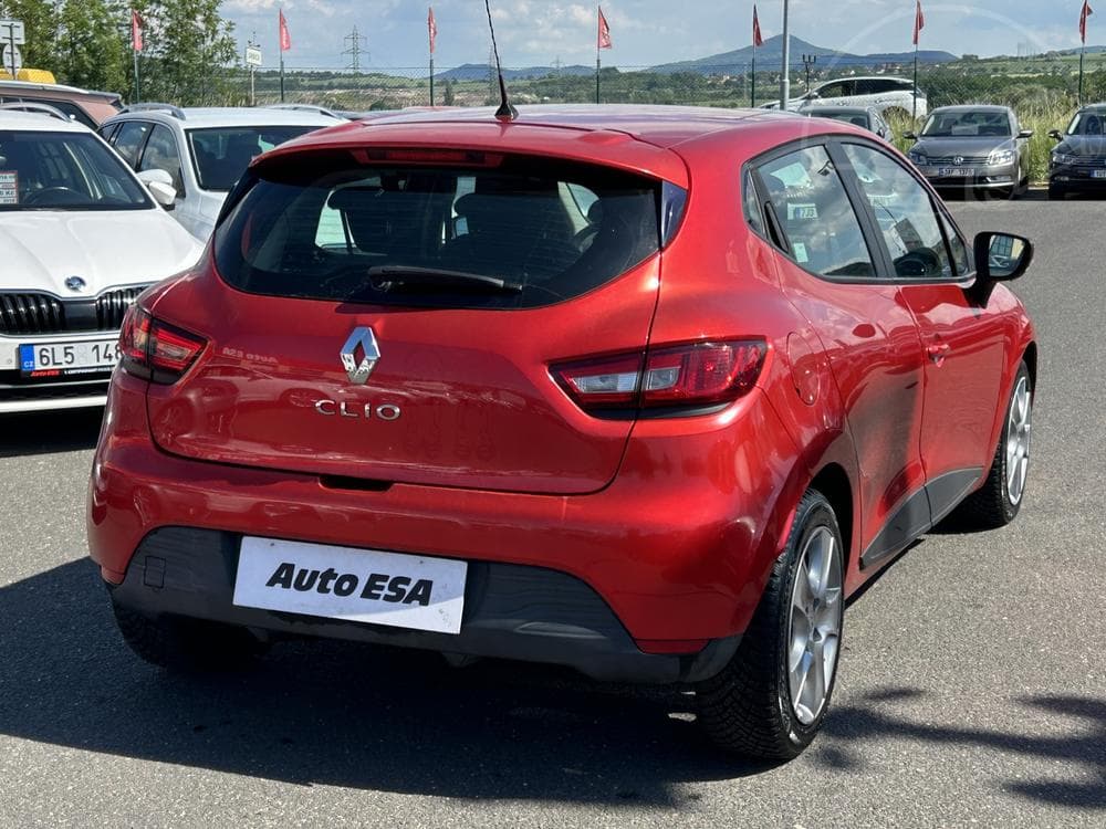 2016 Renault CLIO - 4