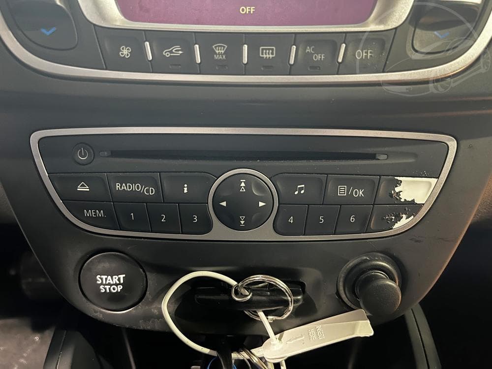 2012 Renault MEGANE - 13