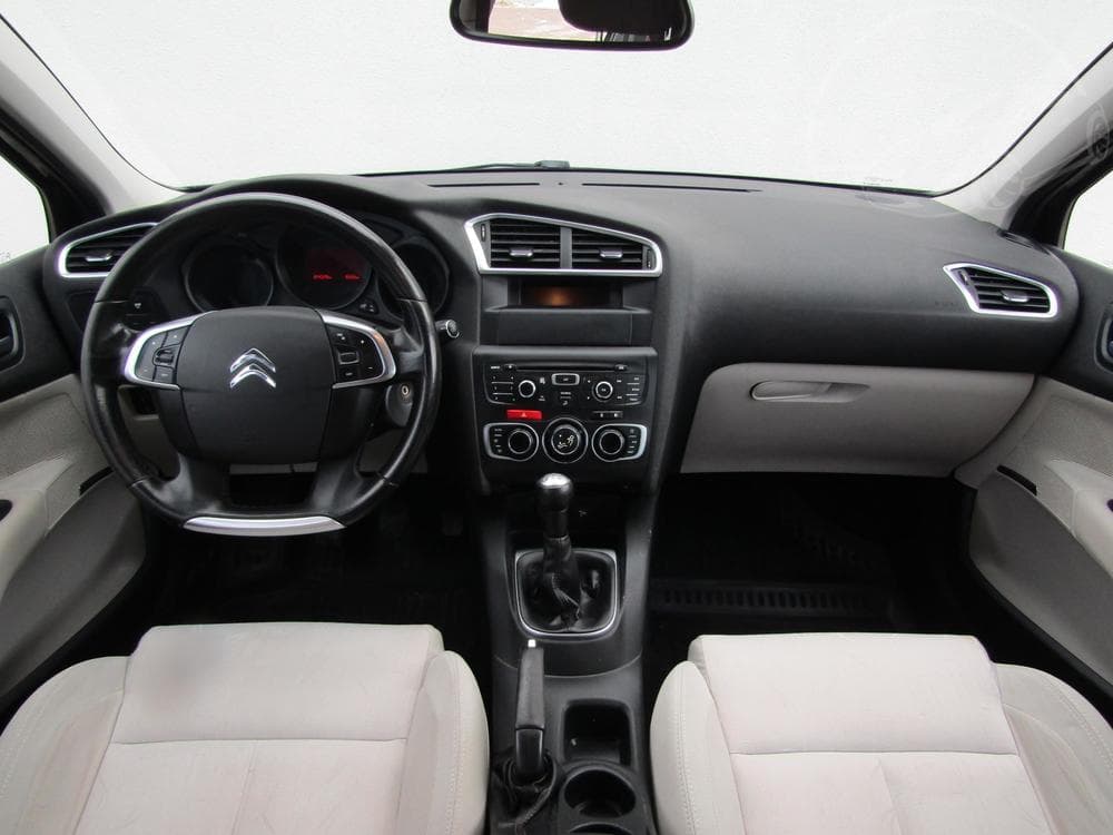 2011 Citroen C4 - 8