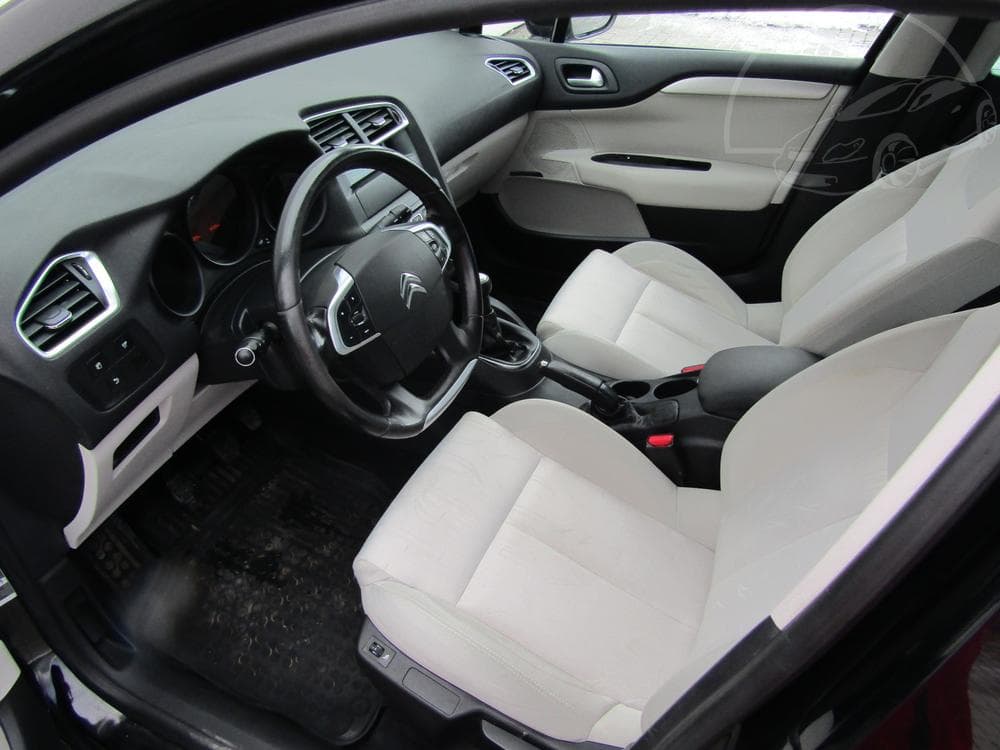 2011 Citroen C4 - 9