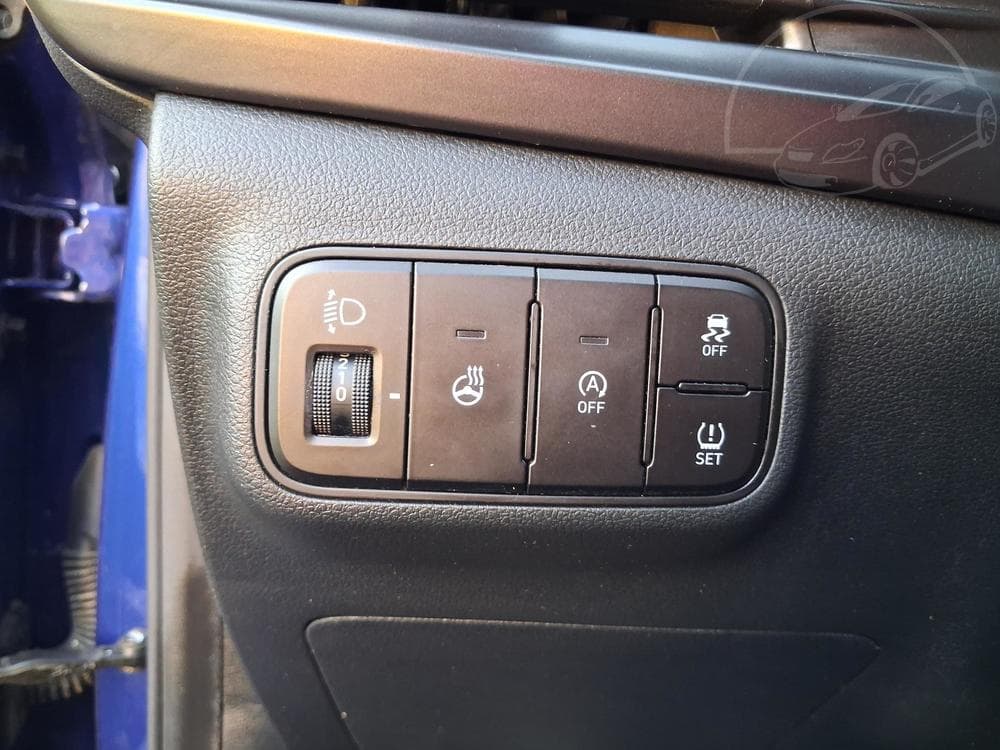 2020 Hyundai I20 - 13