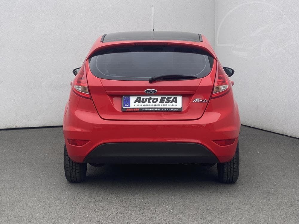 2009 Ford FIESTA - 5