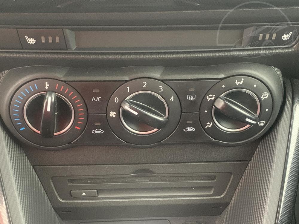 2016 Mazda 2 - 16