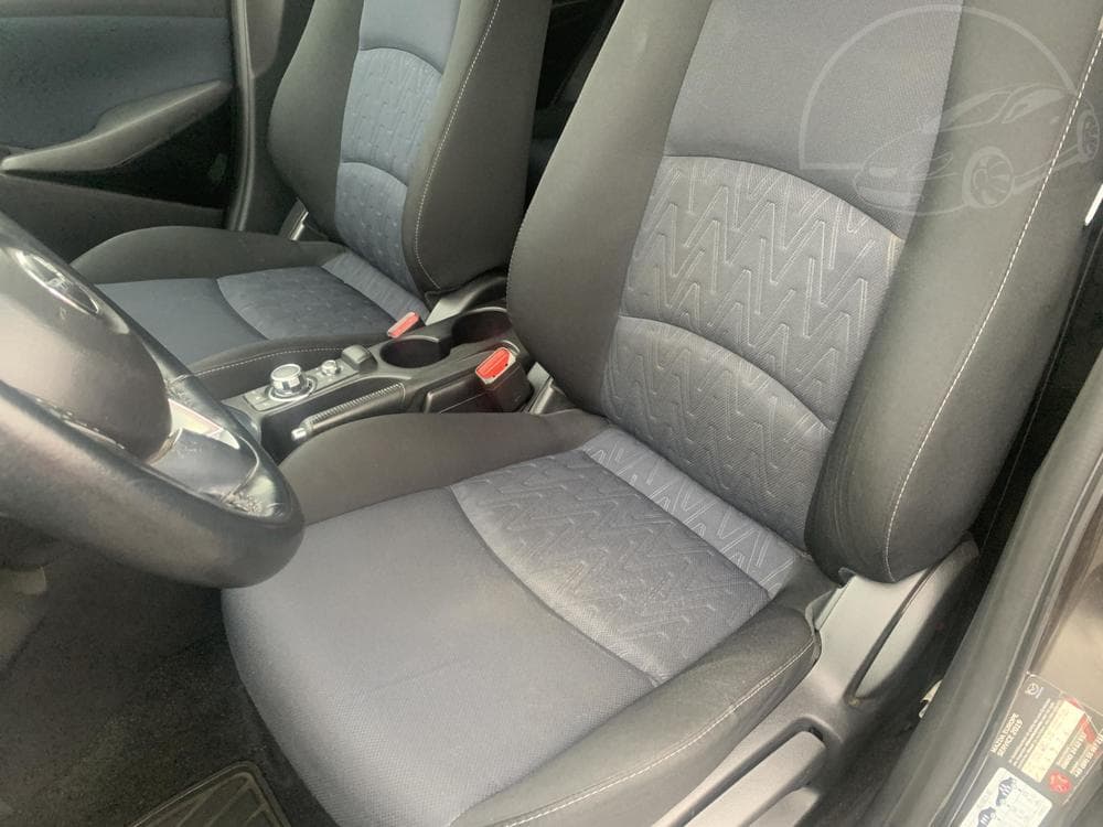 2016 Mazda 2 - 9