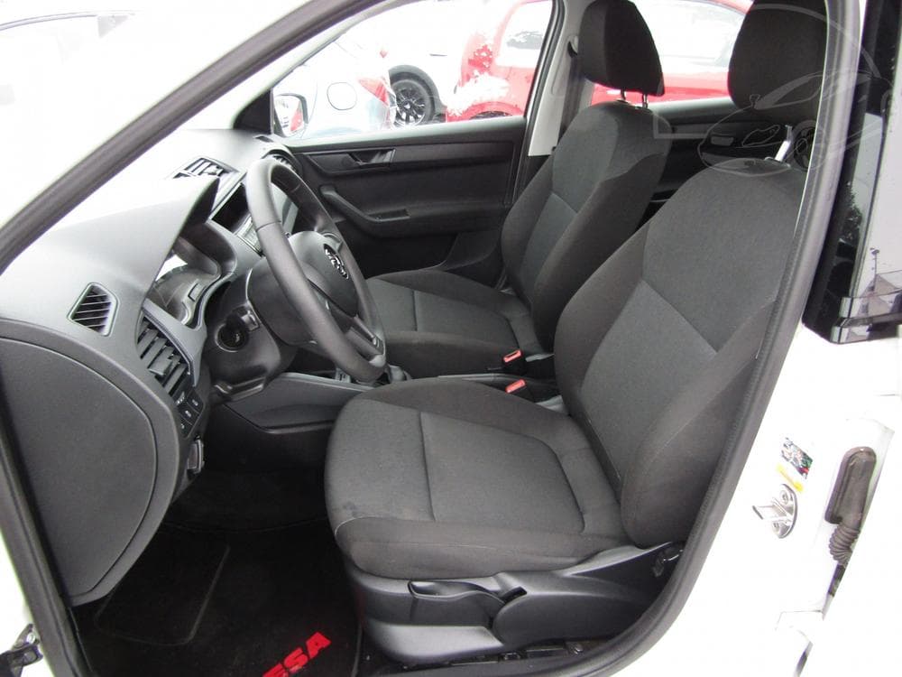 2019 Škoda FABIA - 17