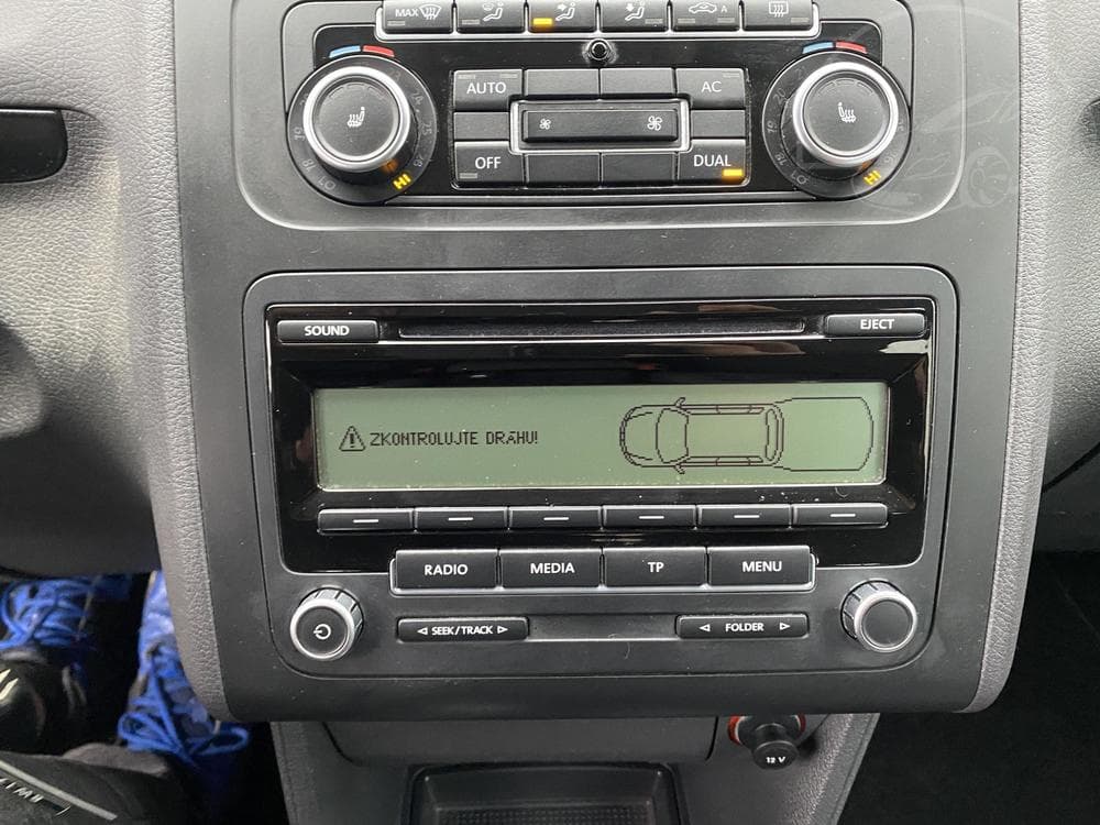 2011 Volkswagen Touran - 33