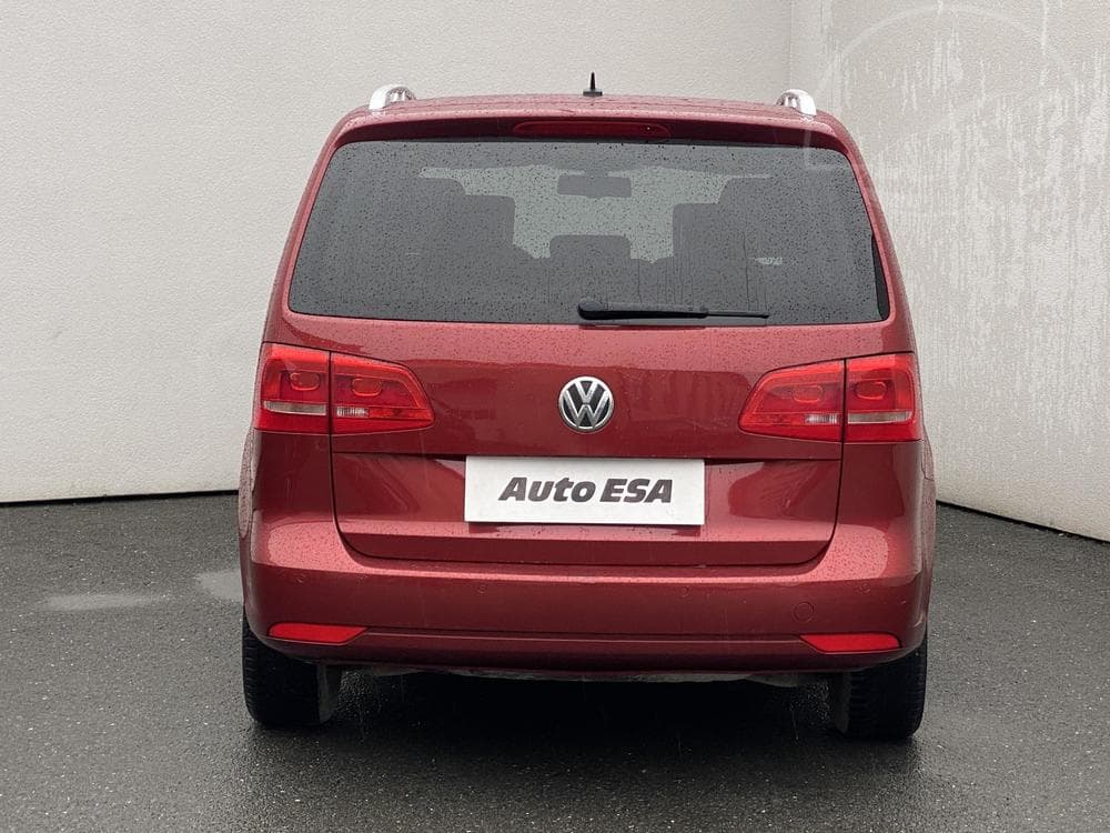 2011 Volkswagen Touran - 9