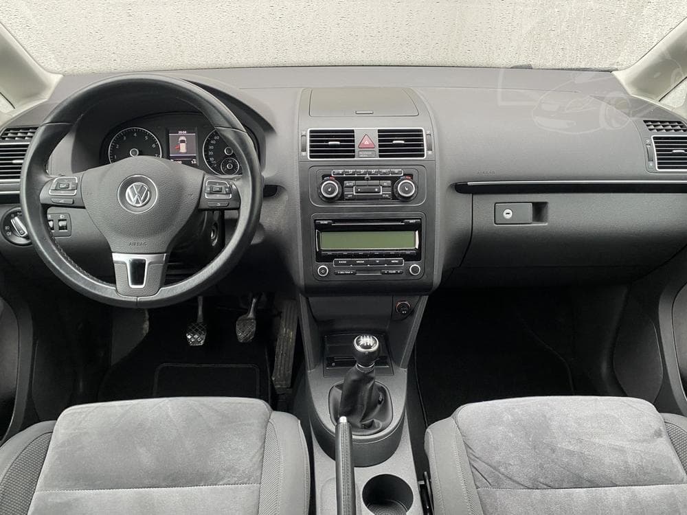 2011 Volkswagen Touran - 15