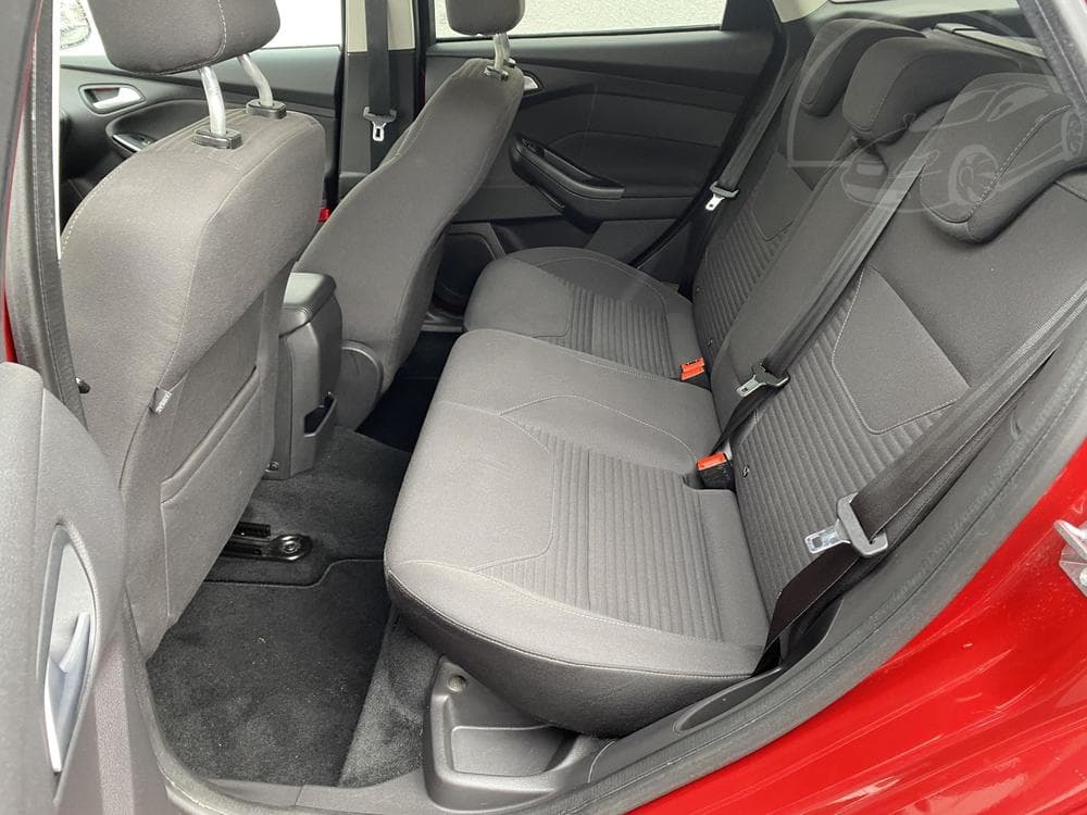 2016 Ford FOCUS - 10