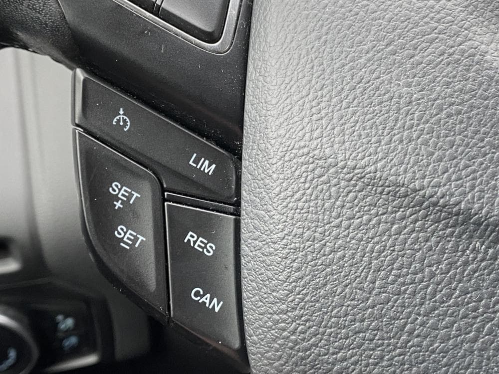 2016 Ford FOCUS - 17