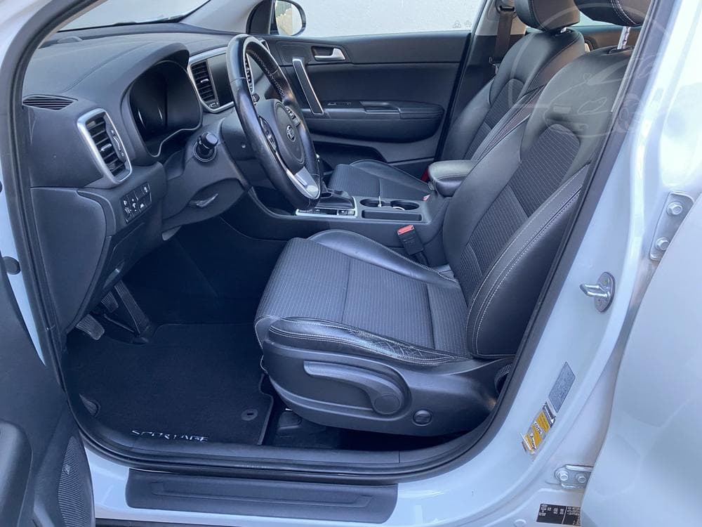 2019 Kia SPORTAGE - 17