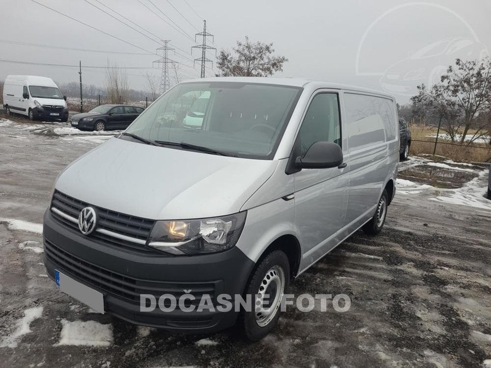 2019 Volkswagen Transporter - 2