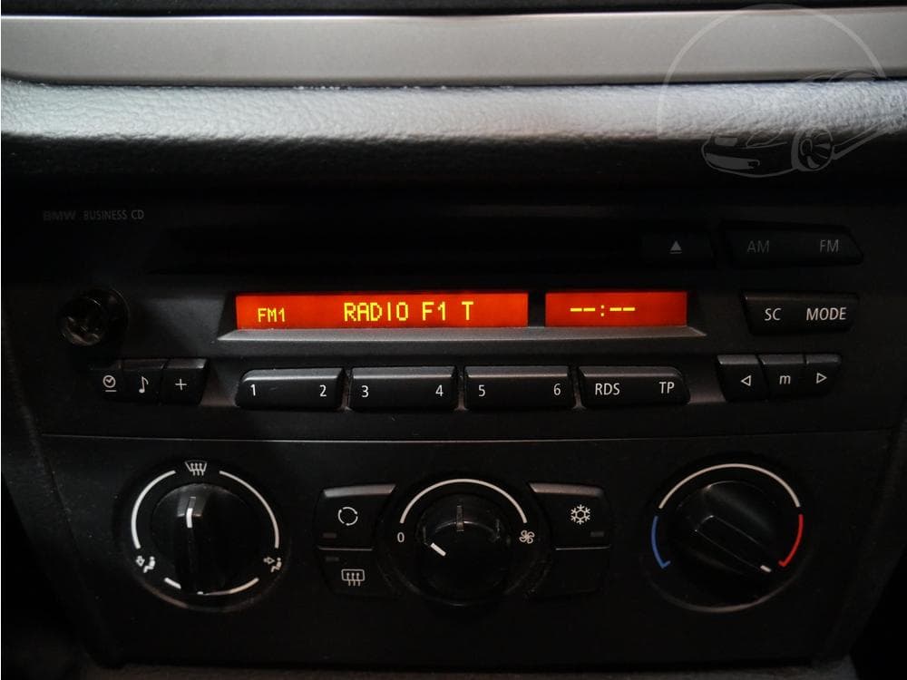 2010 BMW X1 - 12