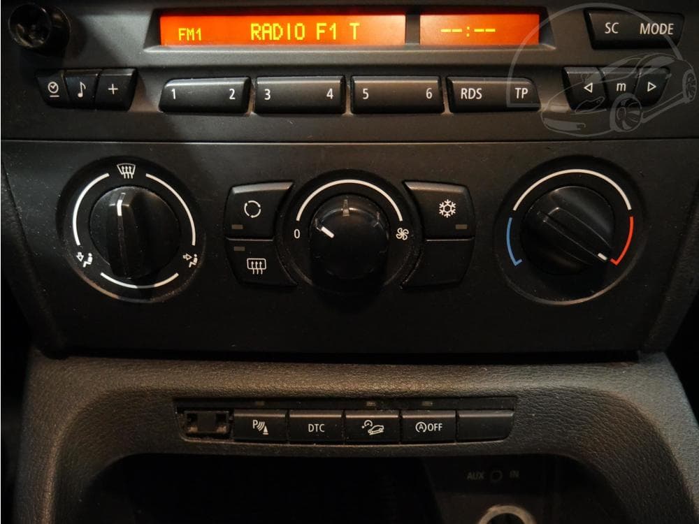 2010 BMW X1 - 13