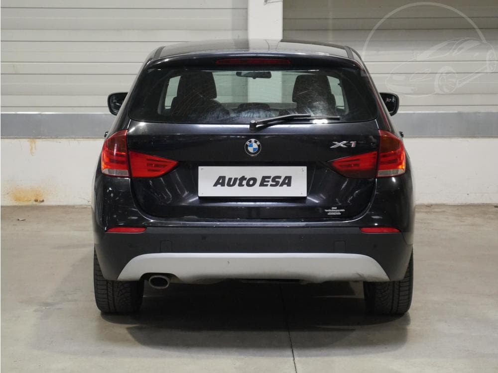 2010 BMW X1 - 5