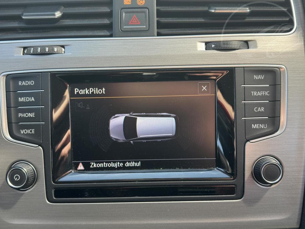 2015 Volkswagen GOLF - 15