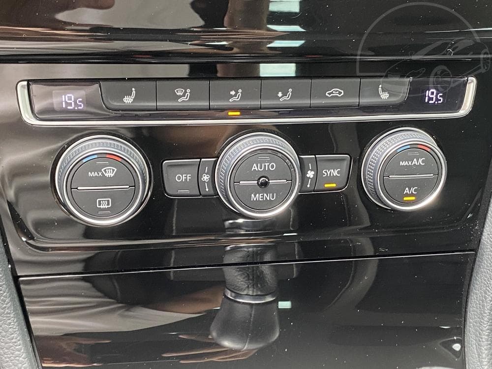 2015 Volkswagen GOLF - 14