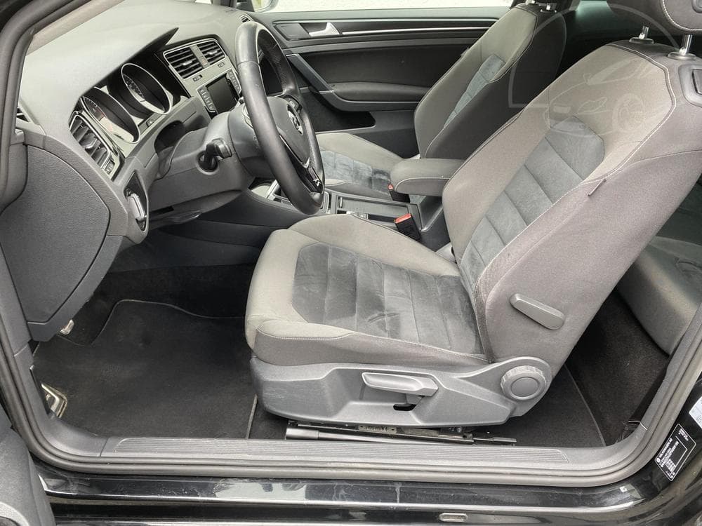 2015 Volkswagen GOLF - 9