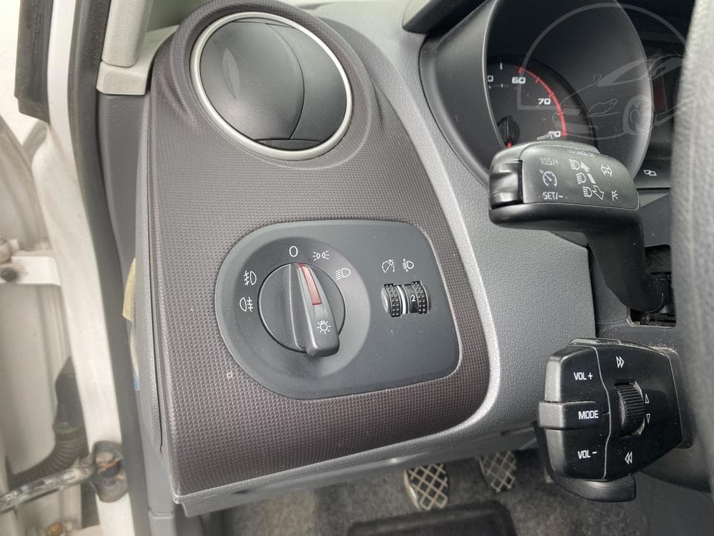 2011 Seat IBIZA - 13