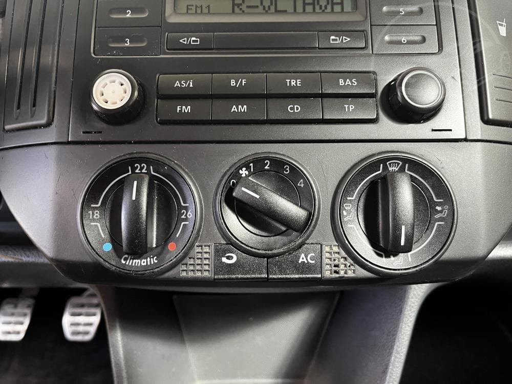 2008 Volkswagen POLO - 13