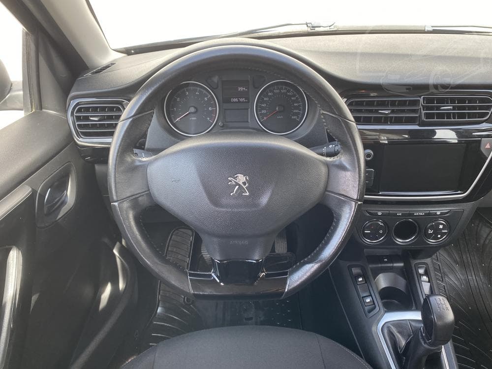 2017 Peugeot 301 - 21