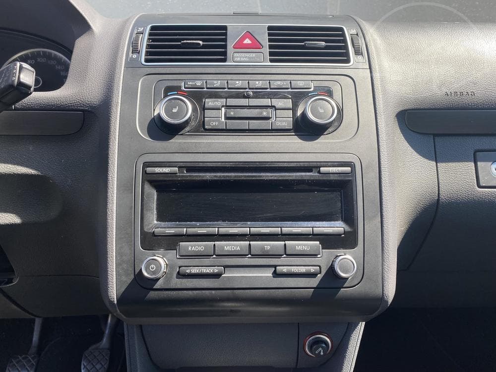 2011 Volkswagen TOURAN - 17