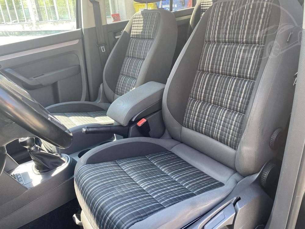 2011 Volkswagen TOURAN - 9