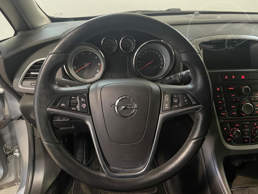 2016 Opel ASTRA - 12