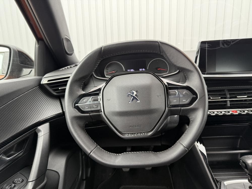 2023 Peugeot 2008 - 12