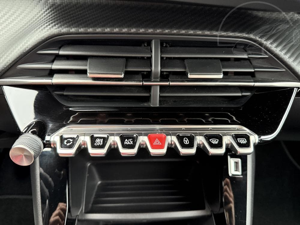 2023 Peugeot 2008 - 17