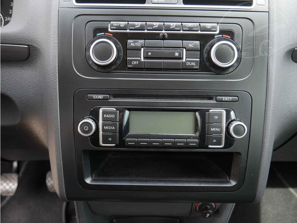 2011 Volkswagen TOURAN - 11