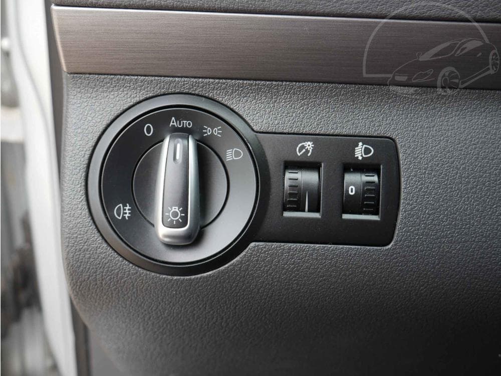 2011 Volkswagen TOURAN - 16