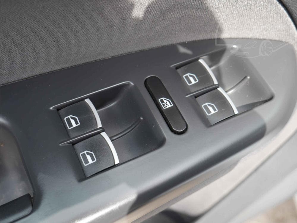 2011 Volkswagen TOURAN - 17
