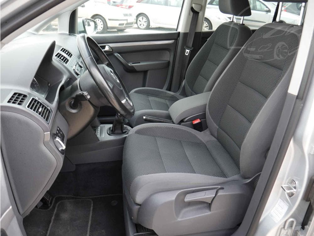 2011 Volkswagen TOURAN - 9