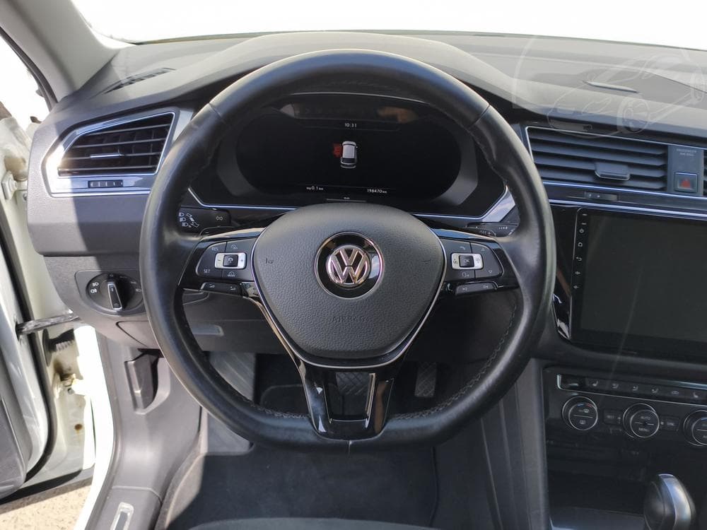 2016 Volkswagen Tiguan - 10