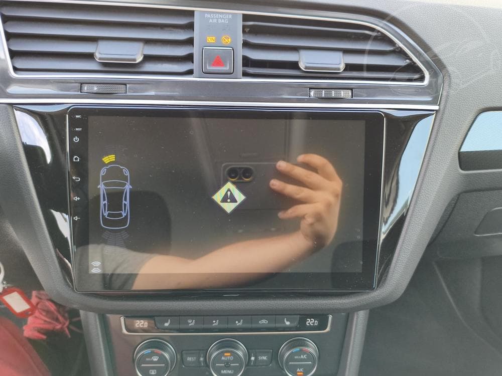 2016 Volkswagen Tiguan - 12