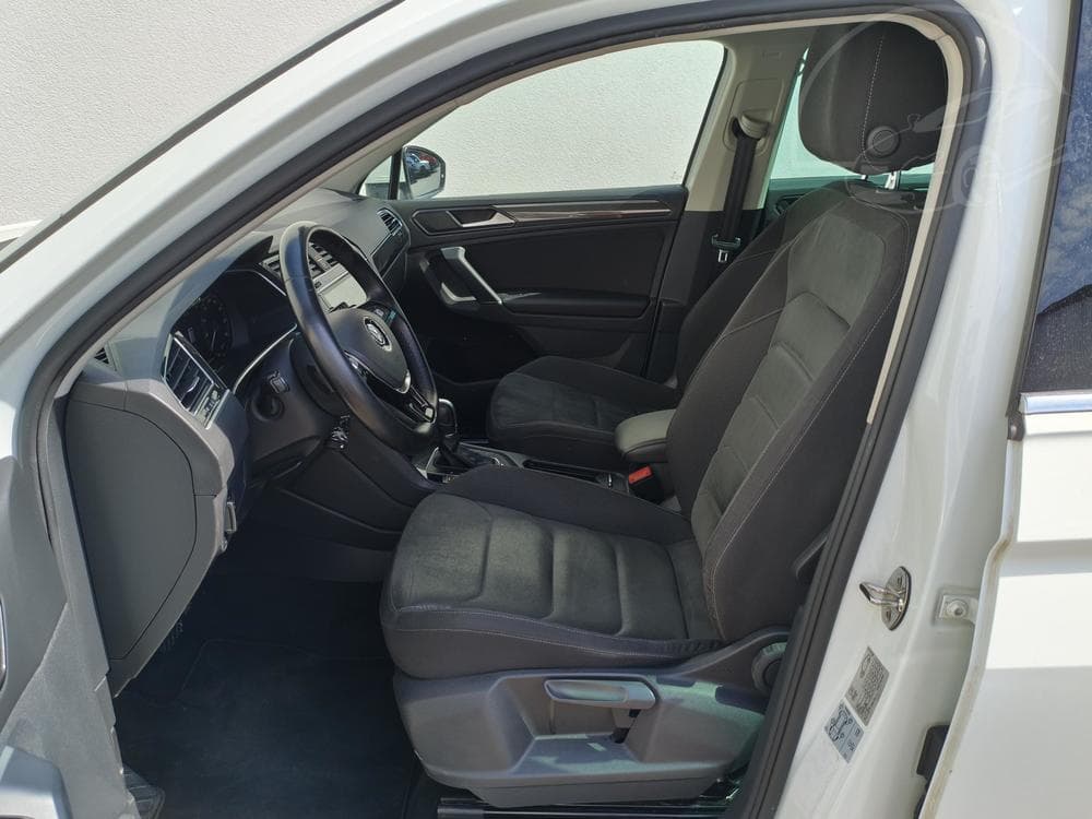 2016 Volkswagen Tiguan - 14