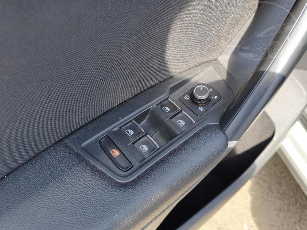 2016 Volkswagen Tiguan - 16