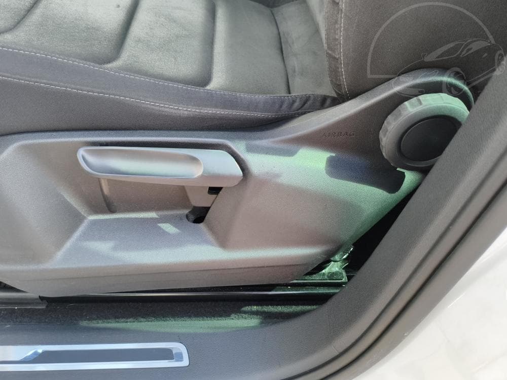 2016 Volkswagen Tiguan - 17