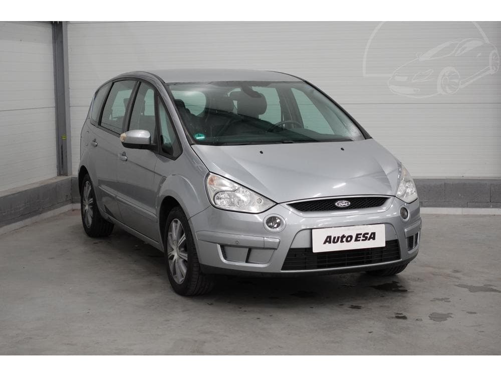 Ford S-Max 2.0 i