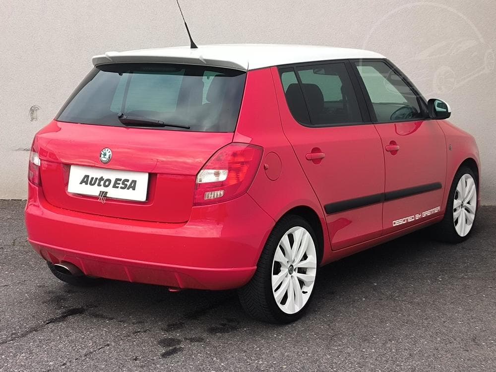 2010 Škoda FABIA - 4