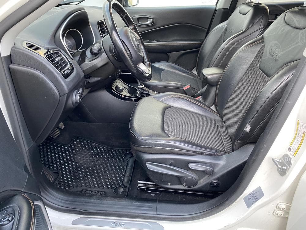 2020 Jeep COMPASS - 33
