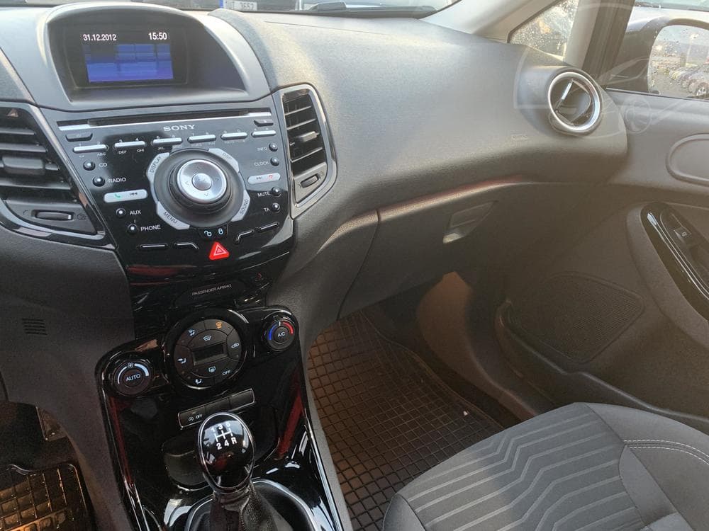 2012 Ford FIESTA - 14