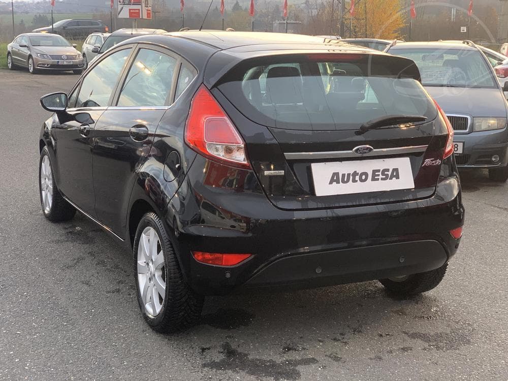 2012 Ford FIESTA - 4